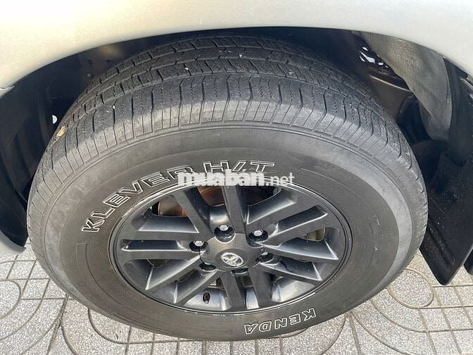 Toyota Fortuner 2015 máy dầu, số sàn, chất xe đẹp