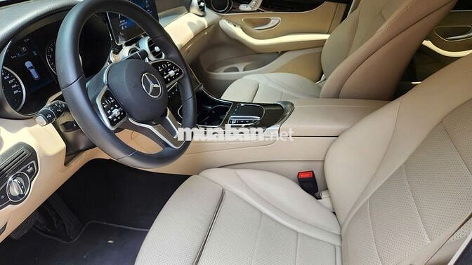 Mercedes-Benz GLC200 2021 Đen 31000 miles