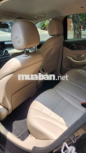 Mercedes-Benz GLC200 2021 Đen 31000 miles