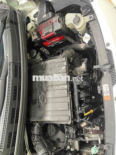 Hyundai Grand i10 Trắng Số sàn