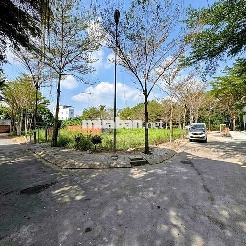 ĐẤT NỞ HẬU SIÊU ĐẸP PHƯỚC KIỂN - ĐƯỜNG 10M -240m2 - CHỈ 6,XTỶ