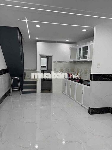 cần bán nhà SHR 46m2 - 1 lầu giá hơn 2tỷ hẻm lê văn khương quận 12