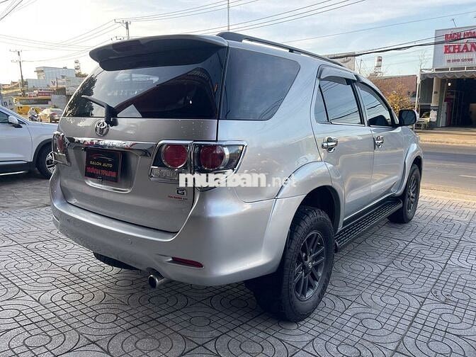 Toyota Fortuner 2015 máy dầu, số sàn, chất xe đẹp