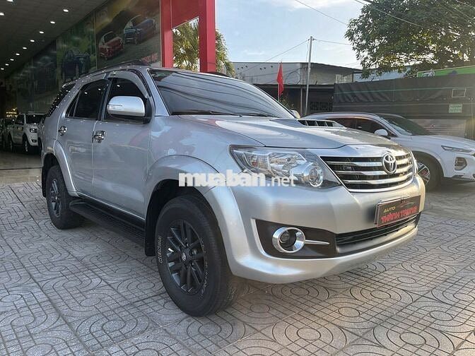 Toyota Fortuner 2015 máy dầu, số sàn, chất xe đẹp