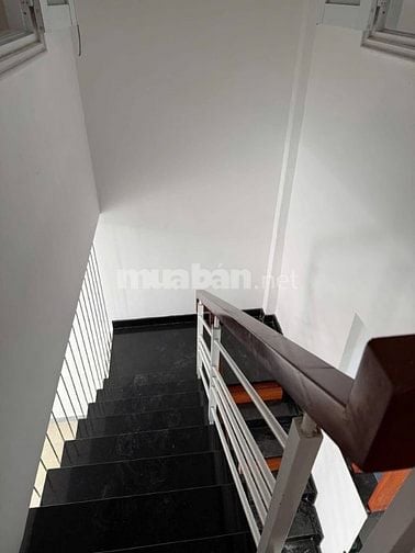 Nhà đẹp Chợ Nhị Xuân Hóc Môn – 2 ngủ + phòng thờ riêng 595 Triệu