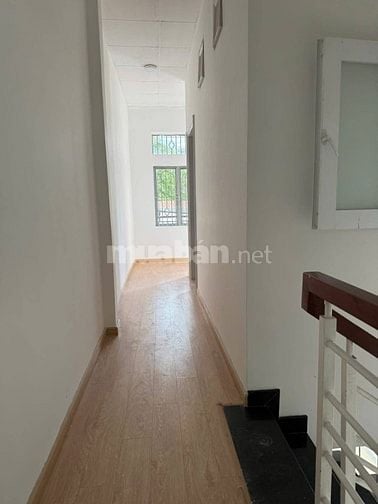 Nhà đẹp Chợ Nhị Xuân Hóc Môn – 2 ngủ + phòng thờ riêng 595 Triệu