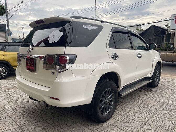 Toyota Fortuner 2016, máy dầu số sàn, Màu trắng