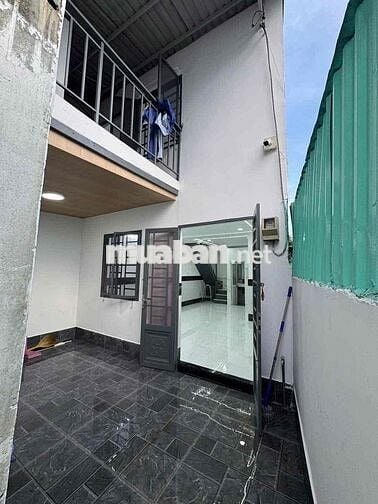 cần bán nhà SHR 46m2 - 1 lầu giá hơn 2tỷ hẻm lê văn khương quận 12