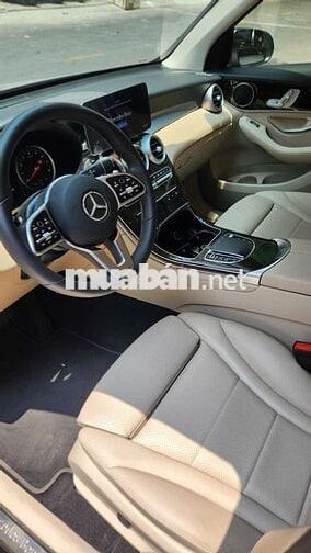 Mercedes-Benz GLC200 2021 Đen 31000 miles