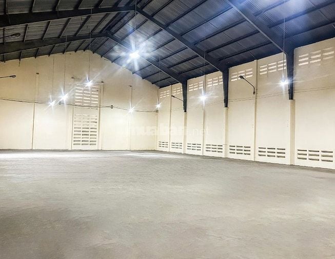 CHO THUÊ KHO BÃI RỘNG GẦN CHỢ ĐẦU MỐI HÓC MÔN