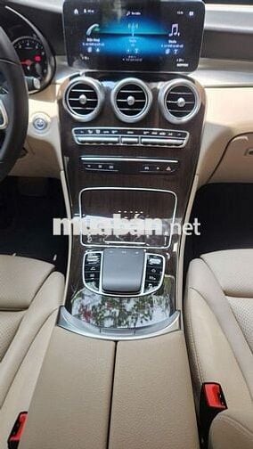 Mercedes-Benz GLC200 2021 Đen 31000 miles