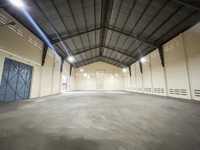 CHO THUÊ KHO BÃI RỘNG GẦN CHỢ ĐẦU MỐI HÓC MÔN