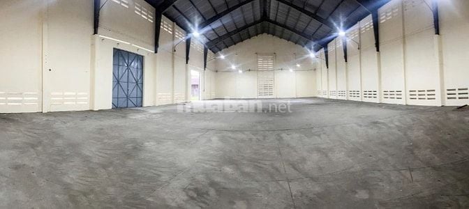CHO THUÊ KHO BÃI RỘNG GẦN CHỢ ĐẦU MỐI HÓC MÔN