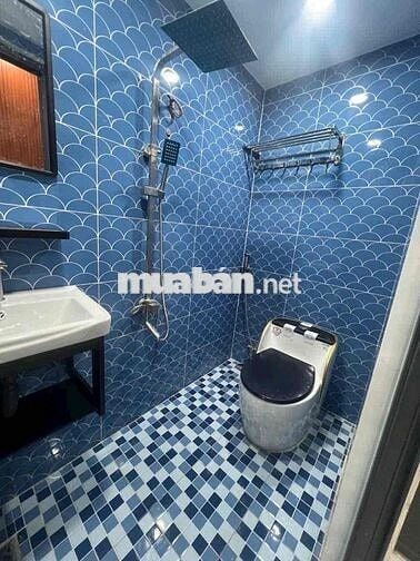 Chính chủ bán nhà đẹp xây kiên cố..Cách xe hơi 20m, ko quy hoạch