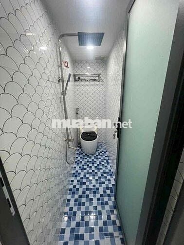 Chính chủ bán nhà đẹp xây kiên cố..Cách xe hơi 20m, ko quy hoạch