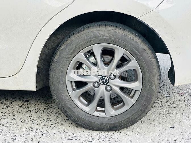 Mazda Mazda 2 1.5 AT 2024 Trắng 15.000 km
