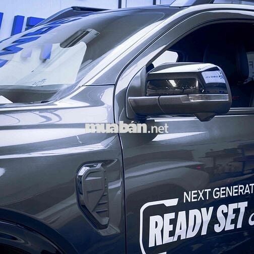 Ford Ranger Stormtrak 2024 Diesel Tự động 10 cấp