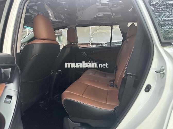 Toyota Innova E 2017 Trắng 7 chỗ