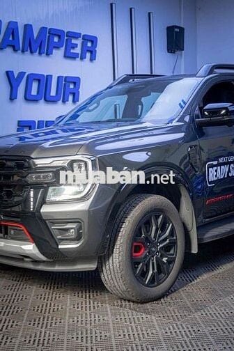 Ford Ranger Stormtrak 2024 Diesel Tự động 10 cấp