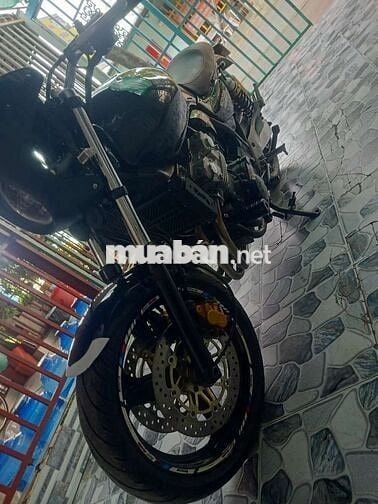 Xe CB 400fi