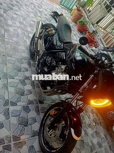 Xe CB 400fi