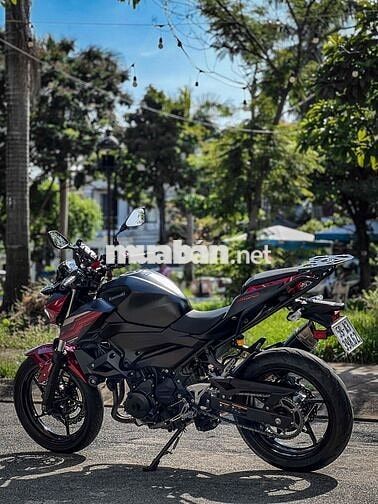 Kawasaki Z400 2022 Đỏ, Đen 3.700km, có giao lưu xe