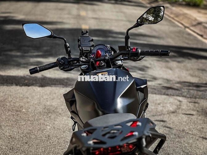 Kawasaki Z400 2022 Đỏ, Đen 3.700km, có giao lưu xe