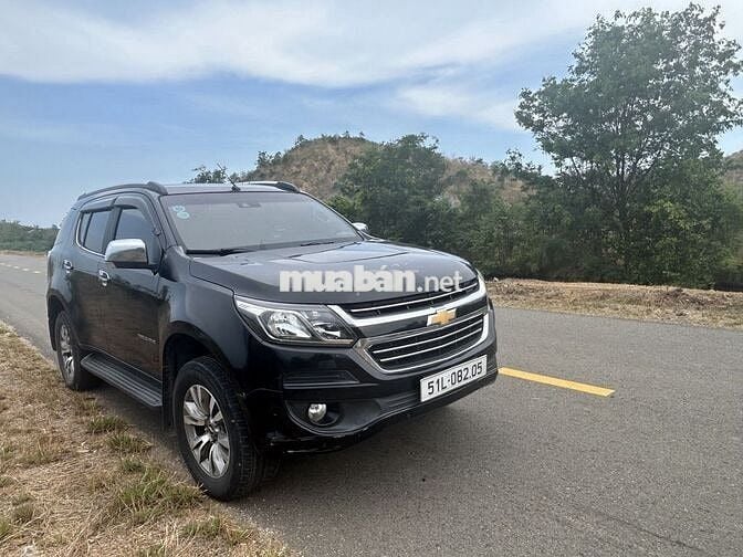 Chevrolet Trailblazer LTZ 4x4 2018 Đen 20 vạn