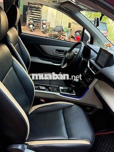 Toyota Veloz Cross 2022 7 chỗ Đỏ