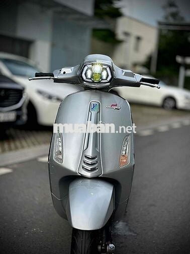 Piaggio Vespa Sprint 125 Iget 2017 Bạc 26000 km