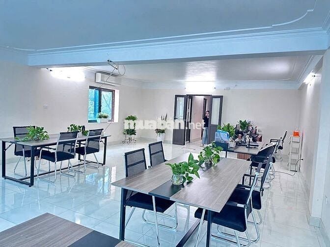 Nhà mặt ngõ 112 Trung Kính - 80m x 6 tầng - thông sàn, Thang Máy