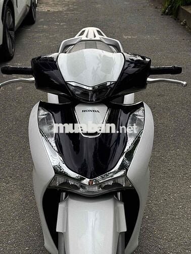 Honda SH 125i ABS 2024 Trắng đen
