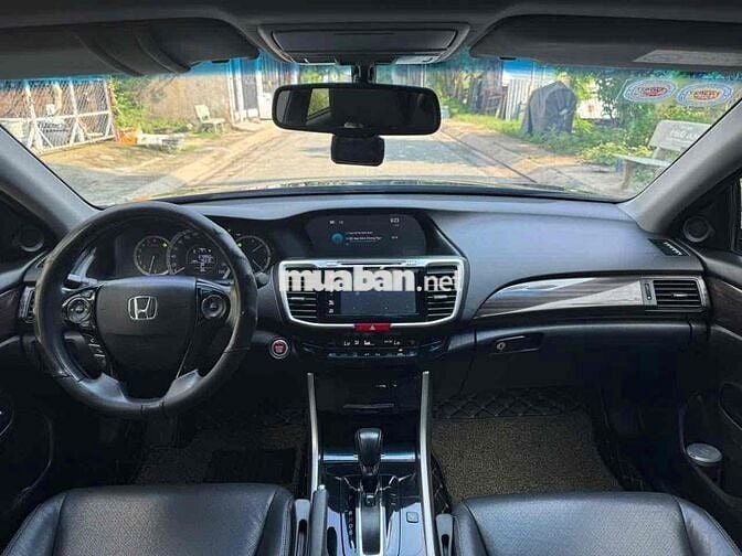 Honda Accord 2018 Tự động Xăng 80.000 km Đen