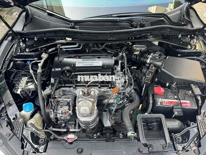 Honda Accord 2018 Tự động Xăng 80.000 km Đen