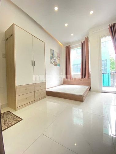 BÁN NHÀ ĐƯỜNG HOA SỮA QUẬN PHÚ NHUẬN NGAY PHAN XÍCH LONG 