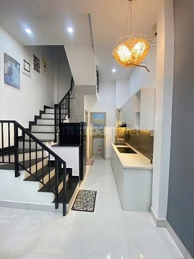 BÁN NHÀ ĐƯỜNG HOA SỮA QUẬN PHÚ NHUẬN NGAY PHAN XÍCH LONG 