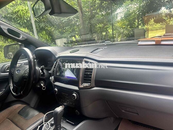Ford Ranger Wildtrak 3.2 Trắng