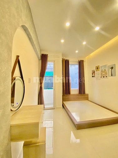 BÁN NHÀ ĐƯỜNG HOA SỮA QUẬN PHÚ NHUẬN NGAY PHAN XÍCH LONG 