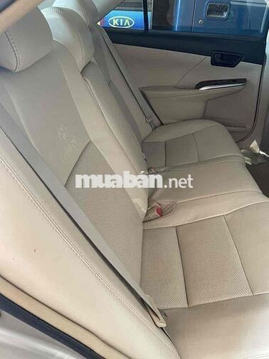 Toyota Camry 2014 Số tự động Vàng cát