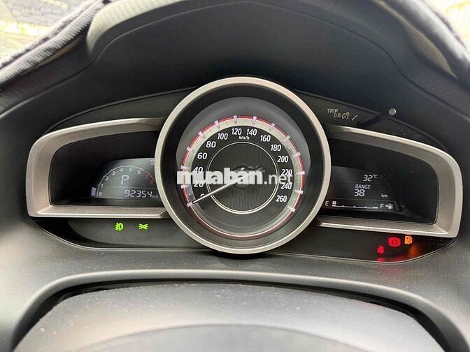 Mazda Mazda 3 2017 Đen Số tự động 92.354 km