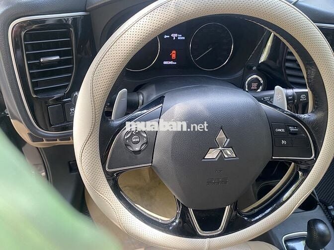 Mitsubishi outlander 2 cầu Siêu đẹp