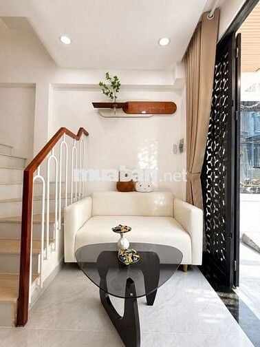 BÁN NHÀ SÁT MẶT TIỀN • LÊ QUANG ĐỊNH - 3 TẦNG • 2PN 3WC • DTSD 41M2