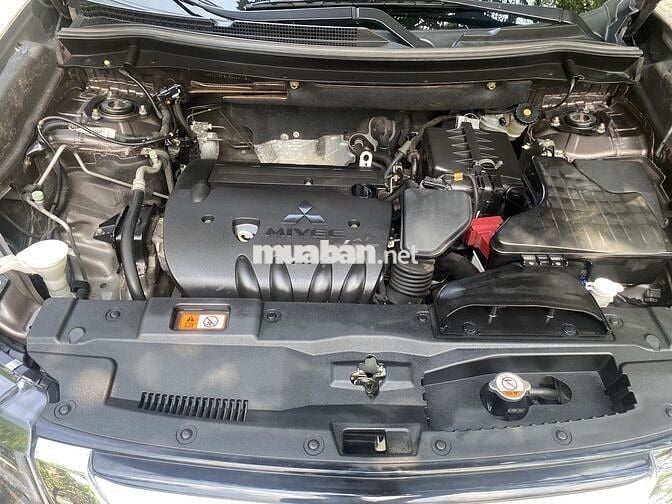 Mitsubishi outlander 2 cầu Siêu đẹp