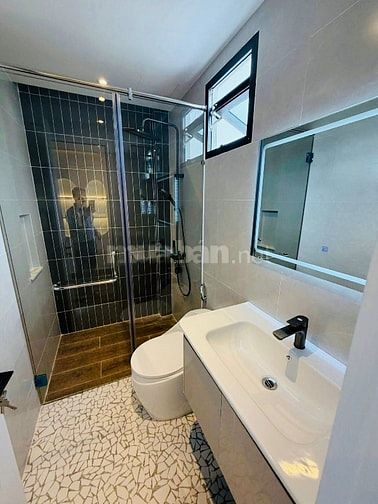 Nhà mới 100% tặng full nội thất - Giá tốt Bình Tân
