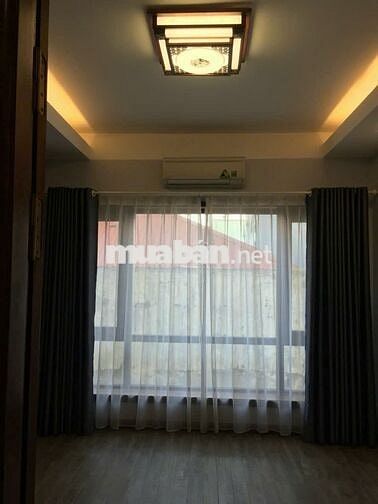 Cho thuê nhà riêng tại Trần Cung. Dt 40m2 x 5 tầng giá 15 triệu/tháng