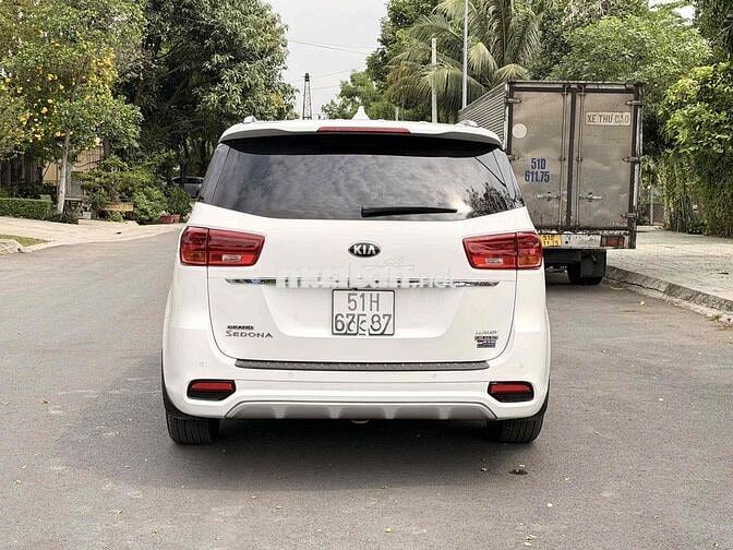 Kia Grand Sedona 2020 Trắng Số tự động Máy dầu
