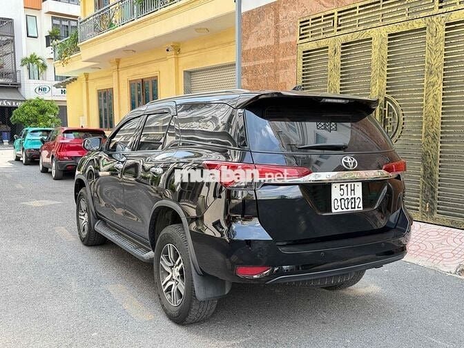 Toyota Fortuner 2019 Đen 7 chỗ Tự động