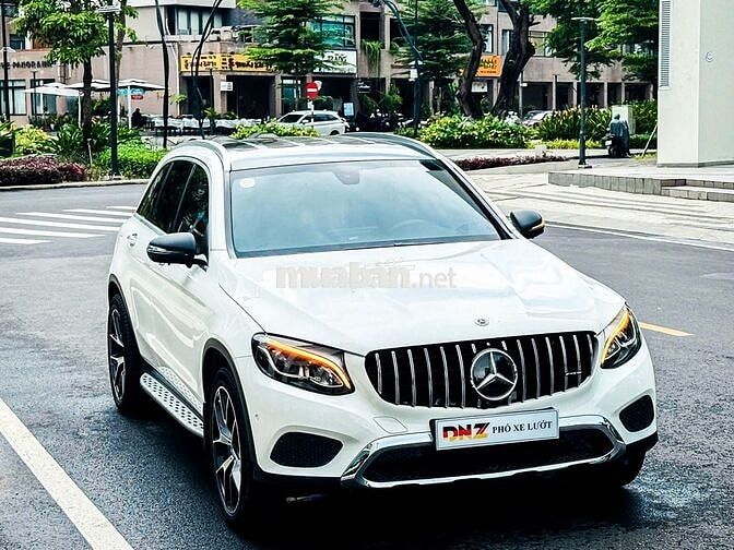 Mercedes-Benz GLC200 SPORT 2019 Option gần 300tr