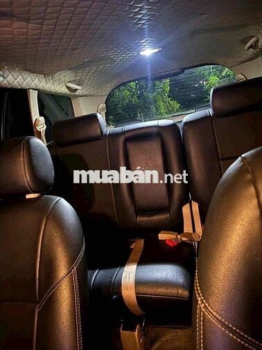 Toyota Innova 7 chỗ số sàn xe gia đình