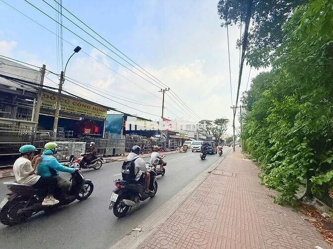 BÁN NHÀ 584 BÌNH LONG 4X48 NGAY GÒ DẦU SÁT AEON MALL TÂN PHÚ 63TR/M2